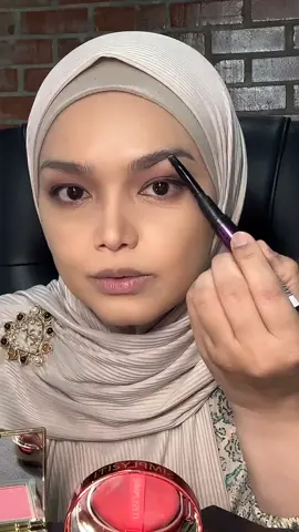 Melukis kening lebih mudah dengan Simplysiti Fresh Colour Brow Dual Pensil+ mascara 🥰