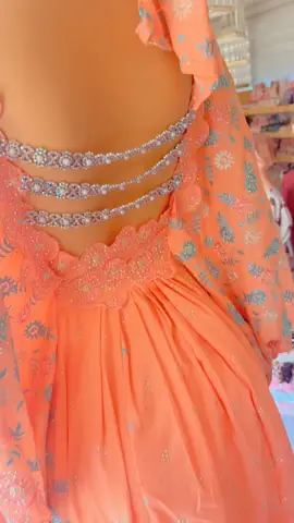 Tunique🫡🥰🤝#showroom #sénégalaise_tik_tok #221🇸🇳 #seck #viral #tendance #robe  @SECK NDANANE COUTURE 