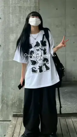 oversized outfit<<... #thissonglyrics🎶 #girlstyles #tomboystyle #lifeisbeautiful #🖤🦋🖇️ #bestfilling #fypシ゚viral #foryou #fypシ゚ 