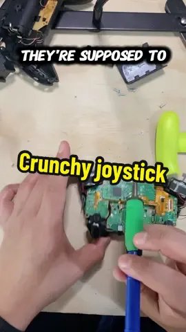 Crunchy xbox one s joystick #gamerepair #stickdrift #xboxone #consolegaming 