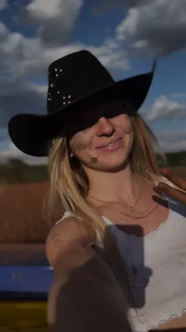 #paraguay🇵🇾 #fyyyyyyyyyyyyyyyy #cowgirl #fazendeira #country #paraguaias #jhondeere #silverado 