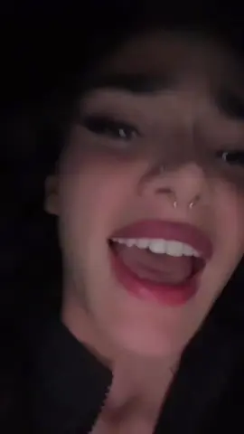 Everyone loves Rihanna …🤯 credit: @lil warren  #viral #rihanna #vibe #amazing #fy #fyp #voice #party #edit #rihannaedit 