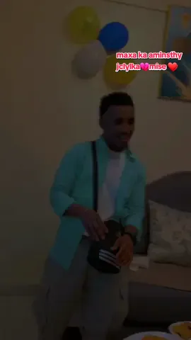 jeceylka❤️‍🔥 maxa ka aminsthy💔 xanun mise  macan#tiktok #somalitiktok12 #fy #fyp #foryou #somalitiktok #fy #viralvideo #viral #ciyalxamar 