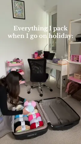 Got the essentials 🧶 #yarn #crochet #crochettiktok #travel #fyp #suitcasepacking 