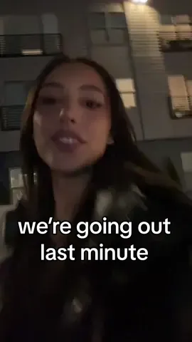 should we go? 👀 #girls #beauty #Lifestyle #latina #grwm #fyp #parati 