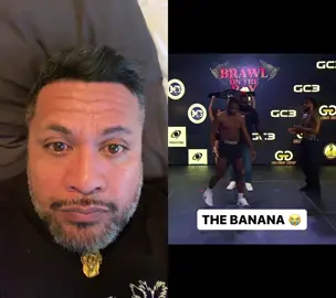 #duet with @Overtime Boxing #boxingtok #banana #bananasplit #slap #slapped #stonecold 
