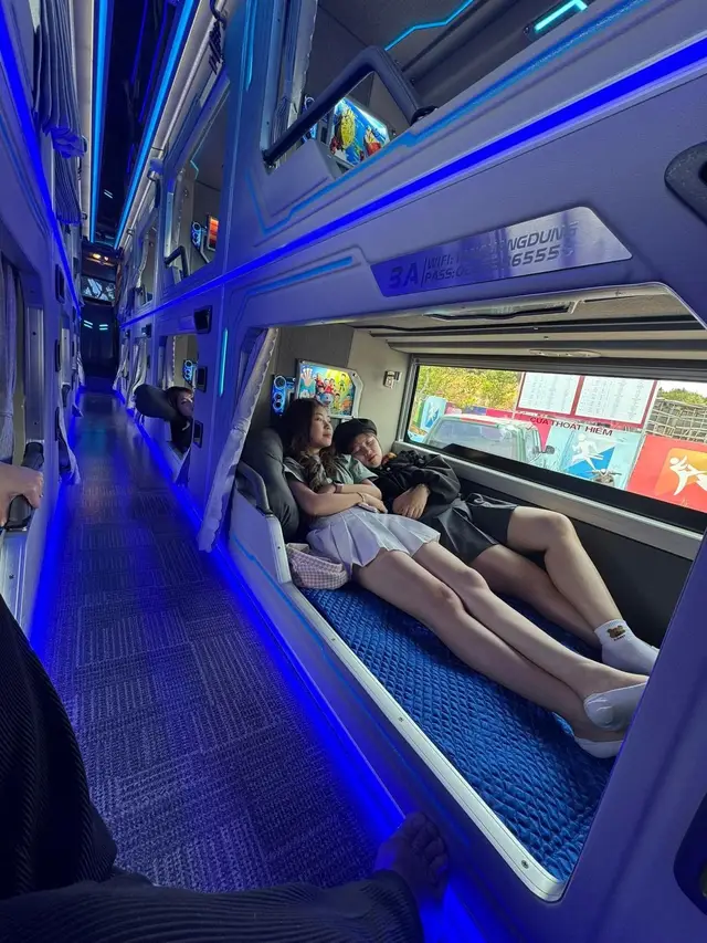 #xekhachvietnam  cuối tuần ai có nhu cầu du lịch sapa nhấc máy alo cho mik để có cabin ghế nằm ưng ý nhất của quý khách nha