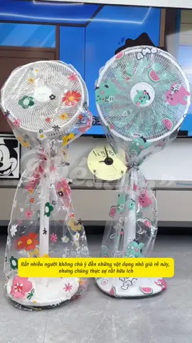 Mỗi lần đổi mùa, hay nhà có quá nhiều quạt không dùng đến, hãy sử dụng túi bọc quạt này. Như vậy đến kho cần dùng cũng không cần phải làm sạch #tuibocquat #tuibocquatcaychongbui #bocquatchongbui #bocquatcay #dogiadung #giadungtienich #giadungthongminh #bekun #viral #xuhuong 