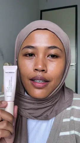 Akhirnya memutuskan foundie ini buat dibawa mudik karena mau dipake pas lebaran nanti. #foundation #lebaran #tanskinmakeup #sawomatangfriendly #bestcomplexion 
