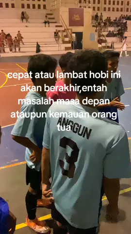 see you tim✊🏻 #futsalindonesiaindonesia #futsalindonesiaindonesia #kiperstory #futsalstory #futsalbungo #fyp #4u #futsalplayer #fypfutsalsemangat #pemainfutsalindonesia #hwcup #kiper #story 