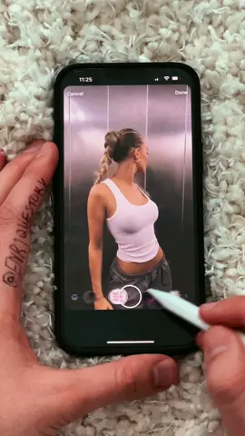 Here is how to create this fashionable instagram story!✨🙏🏽all you need is your phone 📱 I used the free story option of the instagram app and the native camera app from my iphone. Enjoy creating!! 🚀 Do you wanna get more inspo? Follow for more! #creative #edit #ideas #tutorial #design #instagramstory