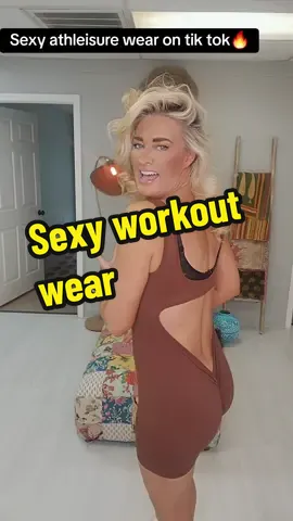 This companies workout wear os highest of quality and sexy af🔥#gymrat #workout #workoutwear #tiktokmadebuyit #influencer #womenoftiktokover40 #springsale 