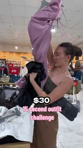 15 second outfit challenge 🛍😱 #fashion #outfit #style #challenge 