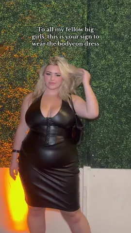 You don’t need to change your body to wear what you want! 🫶🏼#bodypositive #selflove #confidence #plussizefashionblogger #plussizeinfluencer #size16style  #bodycondress #curvemodel 