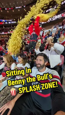 @Chicago Bulls Bucketlist ✅ Sitting in @Benny the Bull’s Splash Zone! 🍿 Bag even landed on my head!  #bennythebull #chicagobulls #popcorn #teampixel #BroughtToYouByGoogle @Google Pixel 