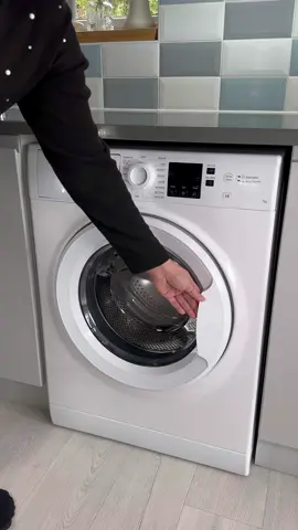 Washing machine clean with @Vamoosh #cleanwithme #cleaningmotivation #cleanwithsab #cleaningaccount #vamoosh #cleanwithsab #minky #thepinkstuff #CleanTok  #washingmachineclean #monthlyclean #hinchlist #springcleaning #springcleaningtips #asmrclean #homecleaninguk #applianceclean 