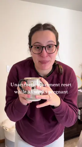 Anyone else convinced they’re baby is going to come when the house is a mess 🤚🏼 #apartmentdecor #housereset #sundayreset #CleanTok #cleaning #cleanwithme #cleaningtiktok #unaesthetic #dayinmylife #housedecor #relatable #spendthedaywithme #cleaningvlog #pregnant #comewithme #youngmomsoftiktok #microinfluencer #thirdtrimester 