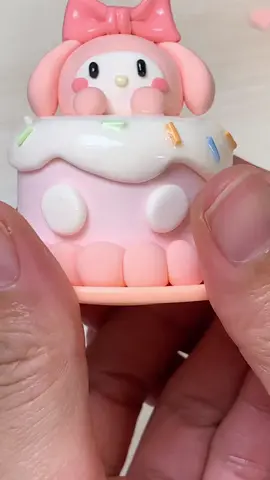 Tutorial 🆙 sweetie pinky cake  Don’t forget to tag us 📨 Love you 🐤🌸🐰  _______  I.G: xia.deco 👉🏻 #xiadeco #casadexia  #flower #airclay #foamclay #flowergirl #gift #giftideas #handcrafted  #DIY #handmade #handmadegifts #customized #flowerbouquet #cute #foryou #trending #trendy  #fyp #bouquet #canada #toronto #hoakemnhung #chenilleflowers  #hoadatset #birthdaygift #anniversarygift #weddingbouquet  #SmallBusiness #flowershop 