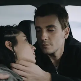 Sana ümit vermedim diyen çocuğun bakışları #yabanidizi #aslaz #bertanasllani #rojbinerden #kesfet #alazsoysalan #asialaz #theyneverlie 