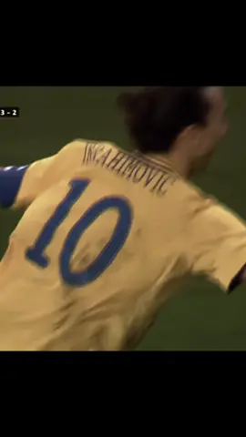 Zlatan bicycle kick 👑#fyp #zlatan #football #footballedit 