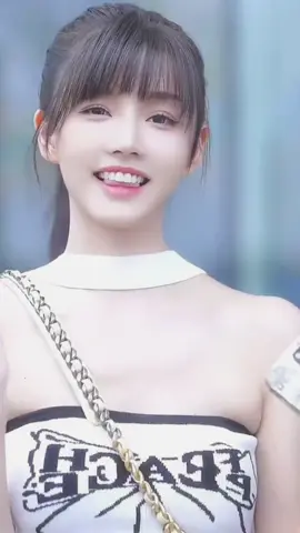 #gai_xinh_moi_ngay_2024 #trending #xuhuong #girl #gaixinh #douyin #fyp #foryou #viral #thinhhanh #follow 