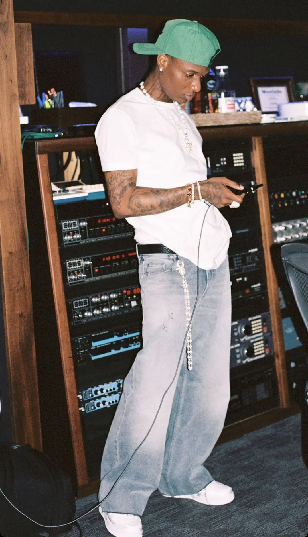 Pop'si 🦅 Looking So Fresh Lately 💙😢 @Wizkid  #fyp #littlerich71 