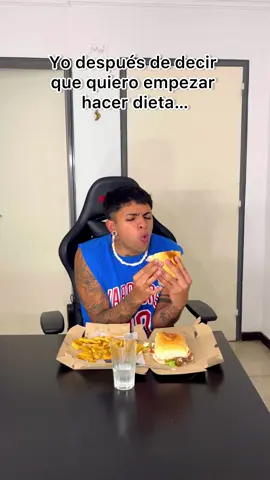 A quien te hace acordar ?? 😂😅 Insta: EzequielPerez001 🔥 #humor #dieta #comida #parati #paratii #fyp 