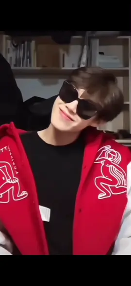 Có mom nào coi mà cười còn tươi hơn anh trong video kh ạ #hanzhou #韩汶栩 #hanwenxu #hanvanhuc #fyp #xuhuong #viral #douyin #foryou #chiyeuminhanh 