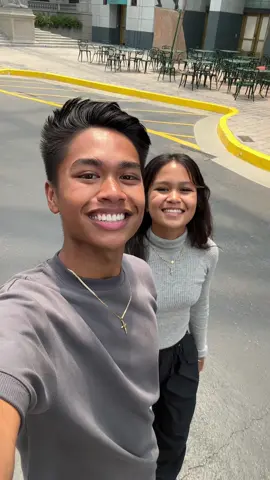 What ride would you go on? 😳 #universalstudios #universalsingapore #singaporetravel #siblingduo #travellingvlog #vloggingtime @Alexandra 