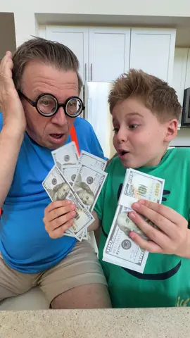 He thought he found an infinite money glitch 😂 #money #moneyprank #prank #prankster #youtube #youtuber #fun #funnyvideo #lol #wow #tiktok #ronniesadventures #сміх #смішно #vibes #goodvibes #смішнівідео #юмор #vibes #goodvibes 