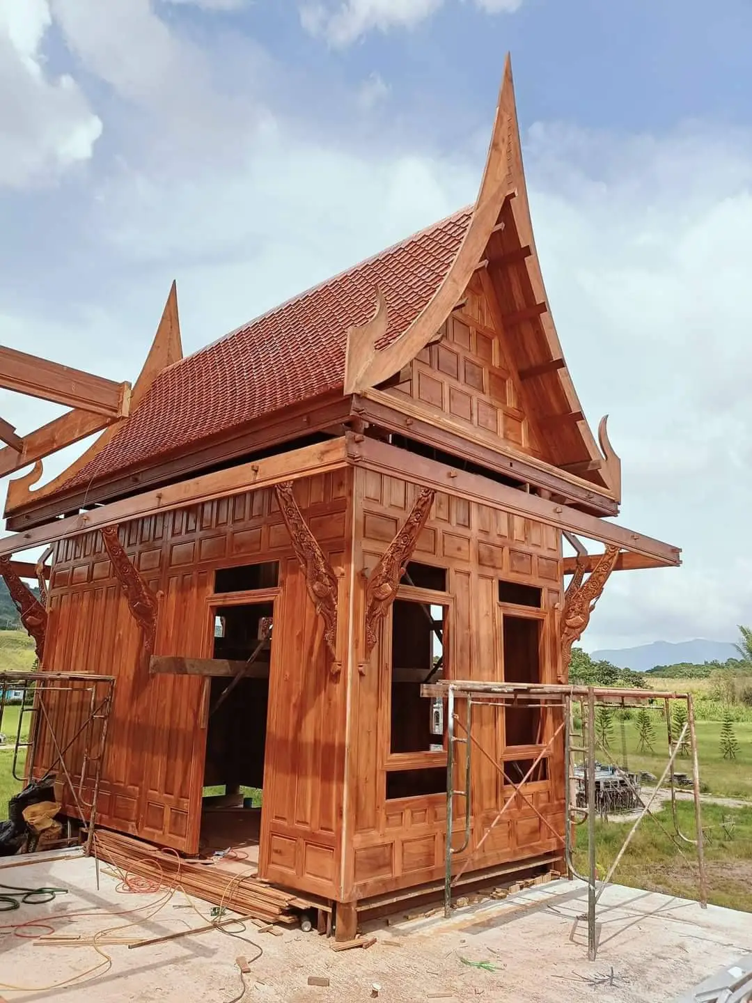 ####ประสบการณ์ ##งานฟาเฟี้ยมไม้สักทอง...#ส่งเสริมวัฒนธรรมไทย #ไม้สักทองแห้งๆ ดอกรักทรงไทย