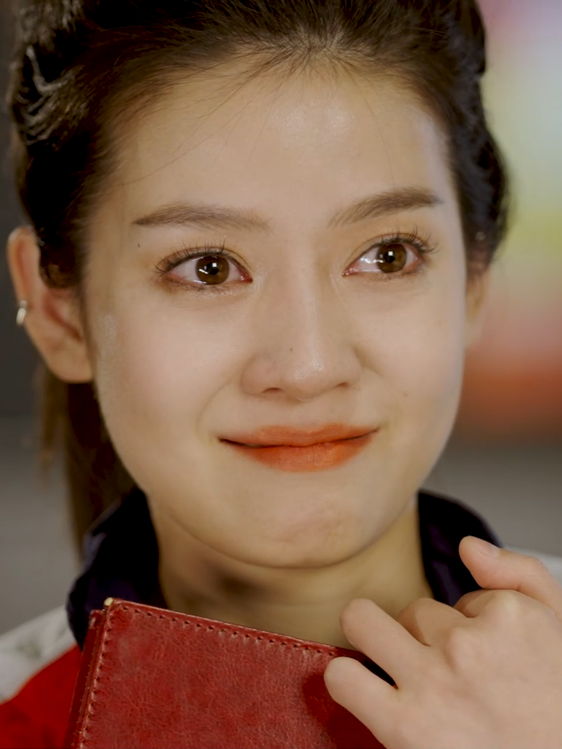 大城市的規章制度和小地方的人情事故，該如何權衡？ #是陈陈呀  #是陳陳呀  #职场小白  #短劇  #辦公室  #職場  #抖音  #科目三  #灰姑娘  #霸道總裁  #女老闆  #最强前台  #陈红梅