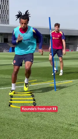 Focus on #PSGBarça 👀 #fcbarcelona #barçaontiktok #barça #championsleague #training #football 