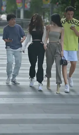 ✨🤭✨ #chinesecouple #chinafashion #couplegoals #fyp 