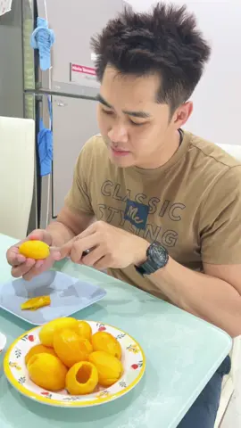 งานแกะผลไม้ก็มา หน้าร้อนแบบนี้มะม่วงน้ำปลาหวาน มะยงชิดน้ำปลาหวานต้องเข้า #มะม่วงน้ําปลานหวาน #มะยงชิดคว้าน #มะยงชิดน้ำปลาหวาน #แชมป์หนุ่มเมืองราชรี #แชมป์ของดีเมืองราชรี 