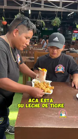 Diego bebió la Leche de Tigre del Cliente 😱@El Rico Piura - Respaldo 👨‍🍳 #cevicheriaelricopiuradelpueblo #cevicheriaelricopiura #viral #peru #edimoralesh🎩 #lima #santaclaraate 