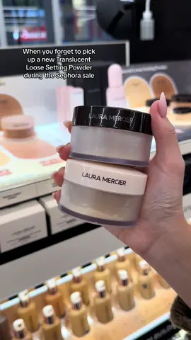 Friendly reminder to save on Laura Mercier’s setting icons during the @sephora Savings Event! You won’t want to miss it. 💖 #SephoraSale #Sephora #SettingPowder 