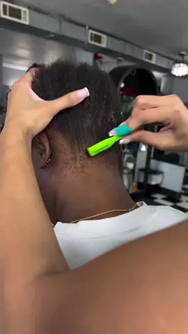 Soft locs tutorial  #softlocs #softlocstutorial #softlocsstyles #fyp #foryou #foryoupage 