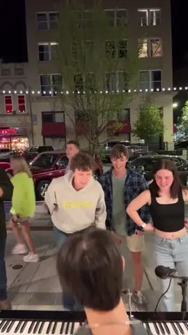 Best reaction I’ve ever had to a song INSANE!! (Interstellar) #fyp #interstellar #pianotok #viral #fypシ #busking #publicpiano #college #uga #funny #crazy #hanszimmer 