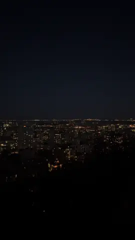 Vue sur montréal du mont royal #mtl #fyp #view #pourtoi 