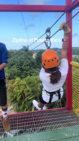 The world is yours to explore 🤟🏻#donemypocketless #mostfunthingtodoonvacation #fun #atpuretorico #🇵🇷🇵🇷🇵🇷🇵🇷 #foryoupage❤️❤️ #fypシ゚viral #fypシ 