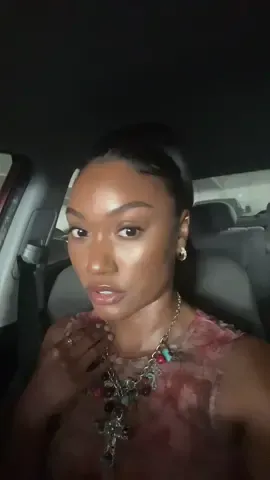 DEMI GLOW by @Fenty Beauty the texture is UNREAL!  #highlighter #glowingskin 