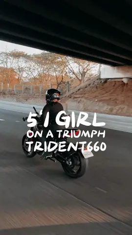 5’1 GIRLIE ON A TRIUMPH TRIDENT660 | Swapped bikes with @fotocraigzy for the first time 🫣🤭 As a 5’1, I never had the courage to try the trident before because the seat height is really not for me 😆 But with the help of my platform shoes and shempre lakas ng loob, finally!!! Na-try ko na! Ibang iba sa CB 😆😍  #thatgirlrider #motoclaud #riderats #ridersoftiktok #mototiktok #motorcycletiktok #womenwhoride #girlrider #bikergirls #bikerchick #ladyrider #bikergirlsoftiktok #trident660 