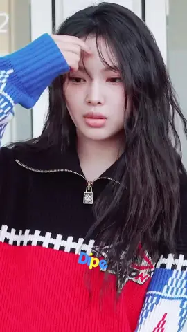 헤어 스타일은 소중해 #뉴진스 #newjeans #혜인 #hyein #디스패치 #dispatch #dipe #공항패션 #kpop #fashion 👋 dfesta-us.com 