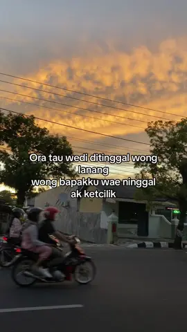 Mandiri sejak dini 😇  Ninggalke udu ninggal MATI !!!!! #fyp #fyppppppppppppppppppppppp #fypage #trending #quotes #storytime #katakatasad 