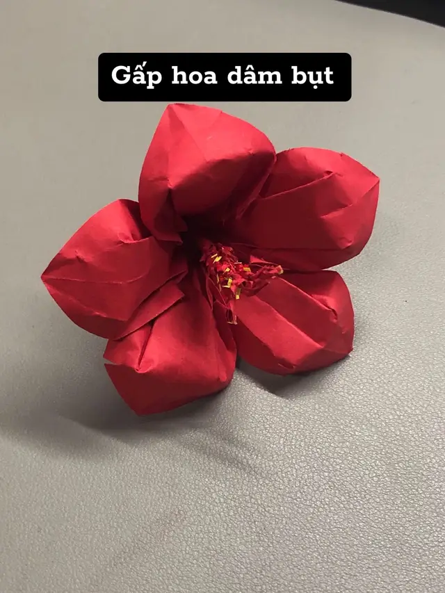 Gấp hoa dâm bụt bằng giấy #xuhuong #trending #fyp #viral #fypシ #LearnOnTikTok #cute #dethuong #DIY #thucong 