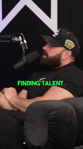 Is FaZe Banks and Bradley Martyn good at spotting talent? #bradleymartyn #bradleymartynfanpage #rawtalkpodcast #rawtalk #fazebanks #podcast #podcastclips #fazeclan 