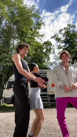 1 Monnnaatt.  „Maxton Hall“ ab 9. Mai bei Prime Video #maxtonhallonprime #maxtonhall #primevideode #monakasten @PrimeVideoDE @UFA_Production 