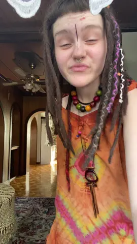 Fake hippie in mansion 😎😎