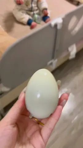 bé của cô chú thích ăn trứng ạ#embehaihuoc #beanngon #xuhuong 